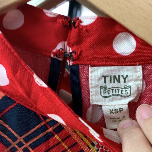 🦄 Anthropologie sleeveless top with drawstring - Picture 7 of 9